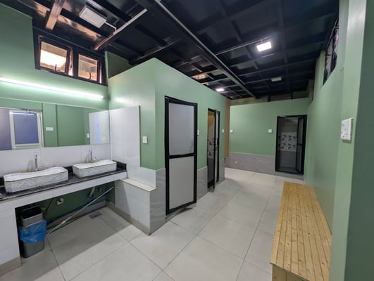 Girl's Changing room